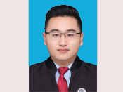 薛东龙